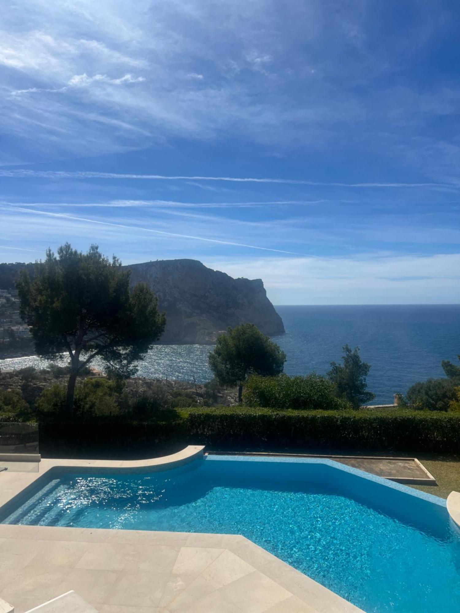 With Amazing Sea Views
