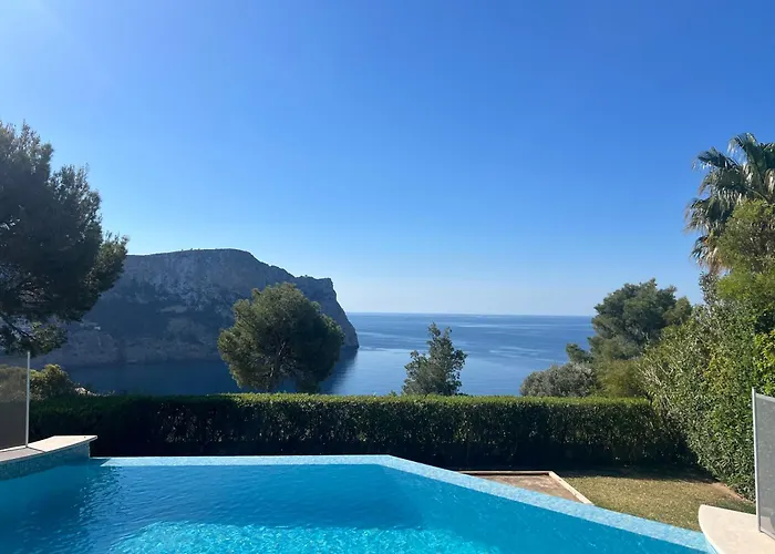 Villa With Amazing Sea Views